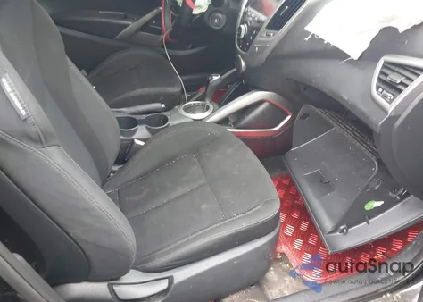 2013 Hyundai Veloster Base W/Black from USA, damaged, VIN KMHTC6AD9DU144763